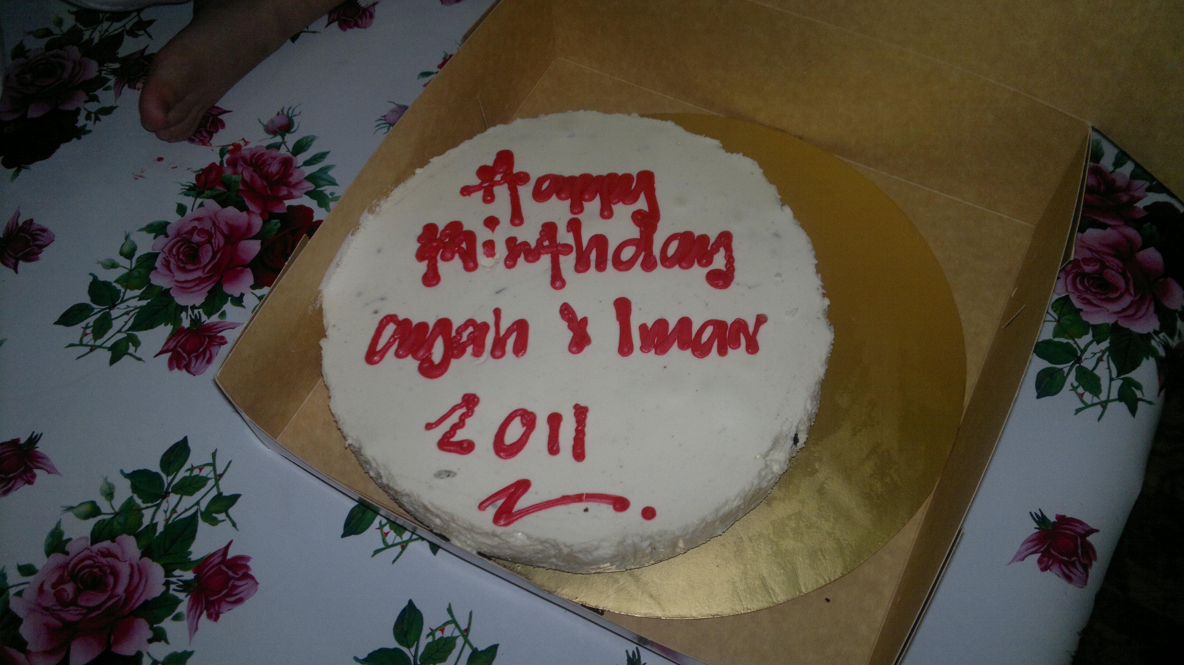 05042011070 Kek Birthday Iman dan Ayah April 2011